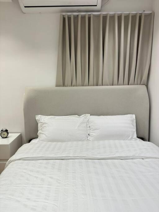 أستوديو فخم الملقا شارع أبها - Almalga -skyline Cosy Studio, *