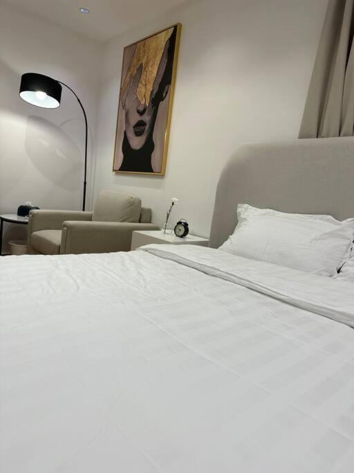 أستوديو فخم الملقا شارع أبها - Almalga -skyline Cosy Studio, Apartment *